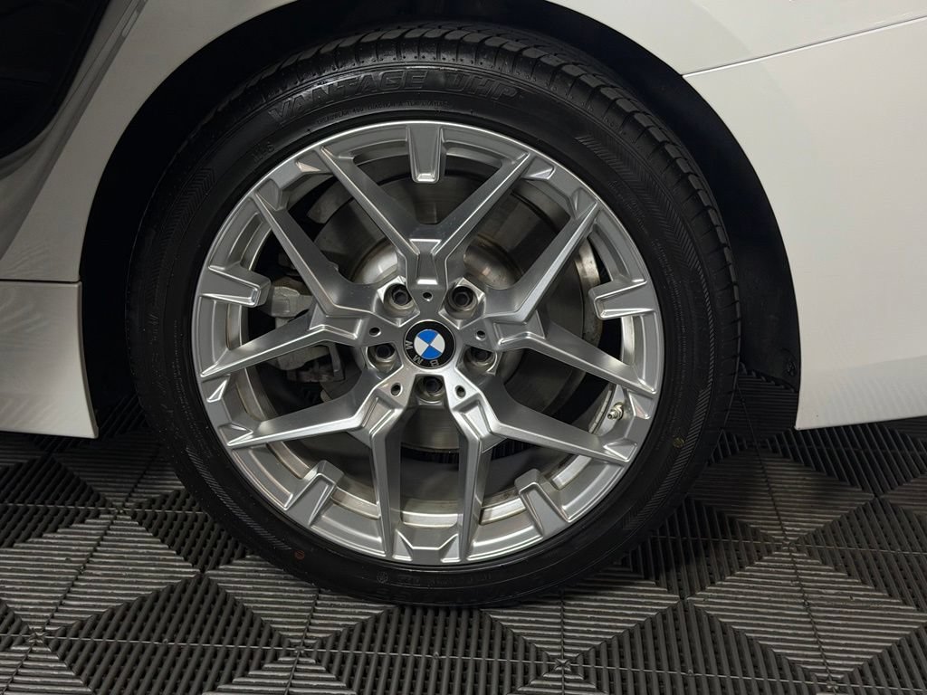 Used 2026 BMW 330i xDrive Sedan AWD/4WD image 11