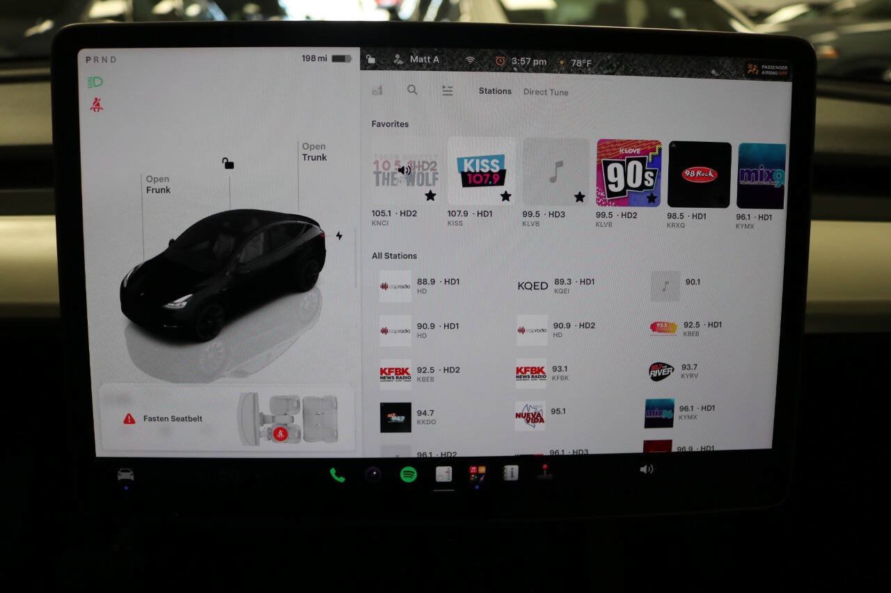 Used 2023 Tesla Model Y Long Range AWD/4WD image 31