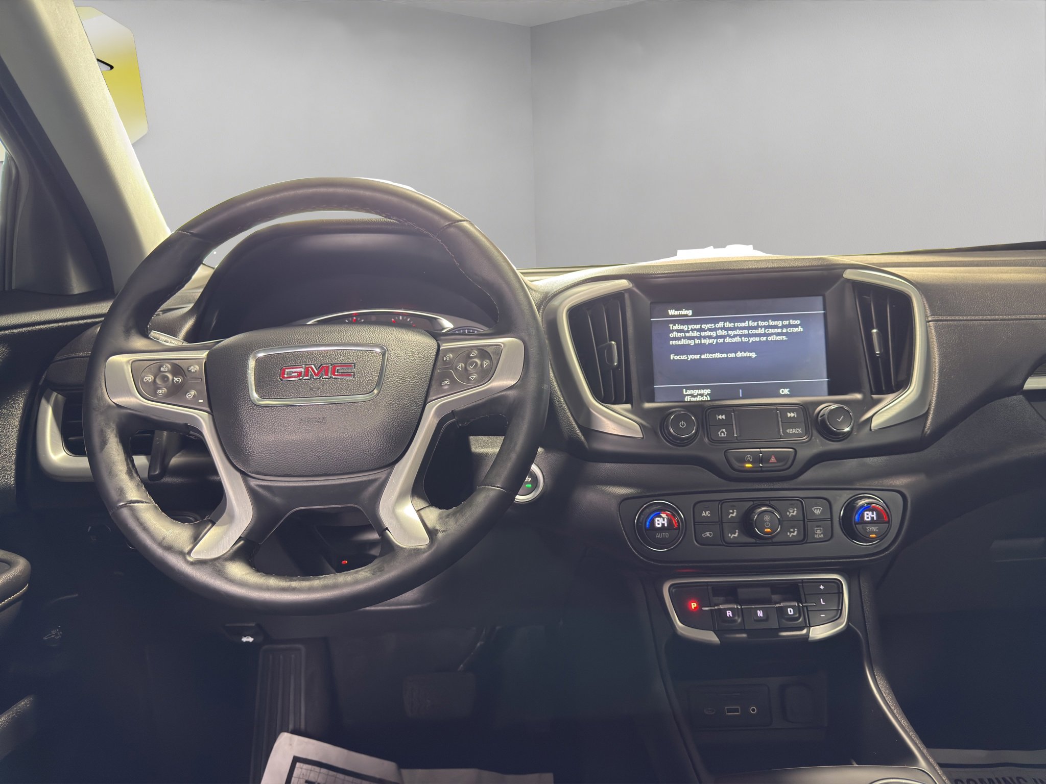Used 2024 GMC Terrain SLT w/ Infotainment Package II image 14