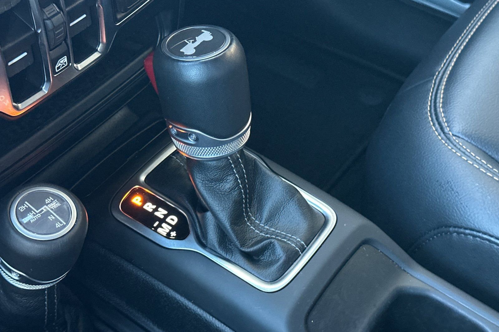 Used 2024 Jeep Wrangler Sahara 4xe image 23