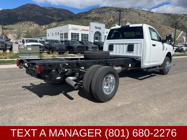 New 2026 RAM 3500 Tradesman w/ Chrome Appearance Group A AWD/4WD image 3