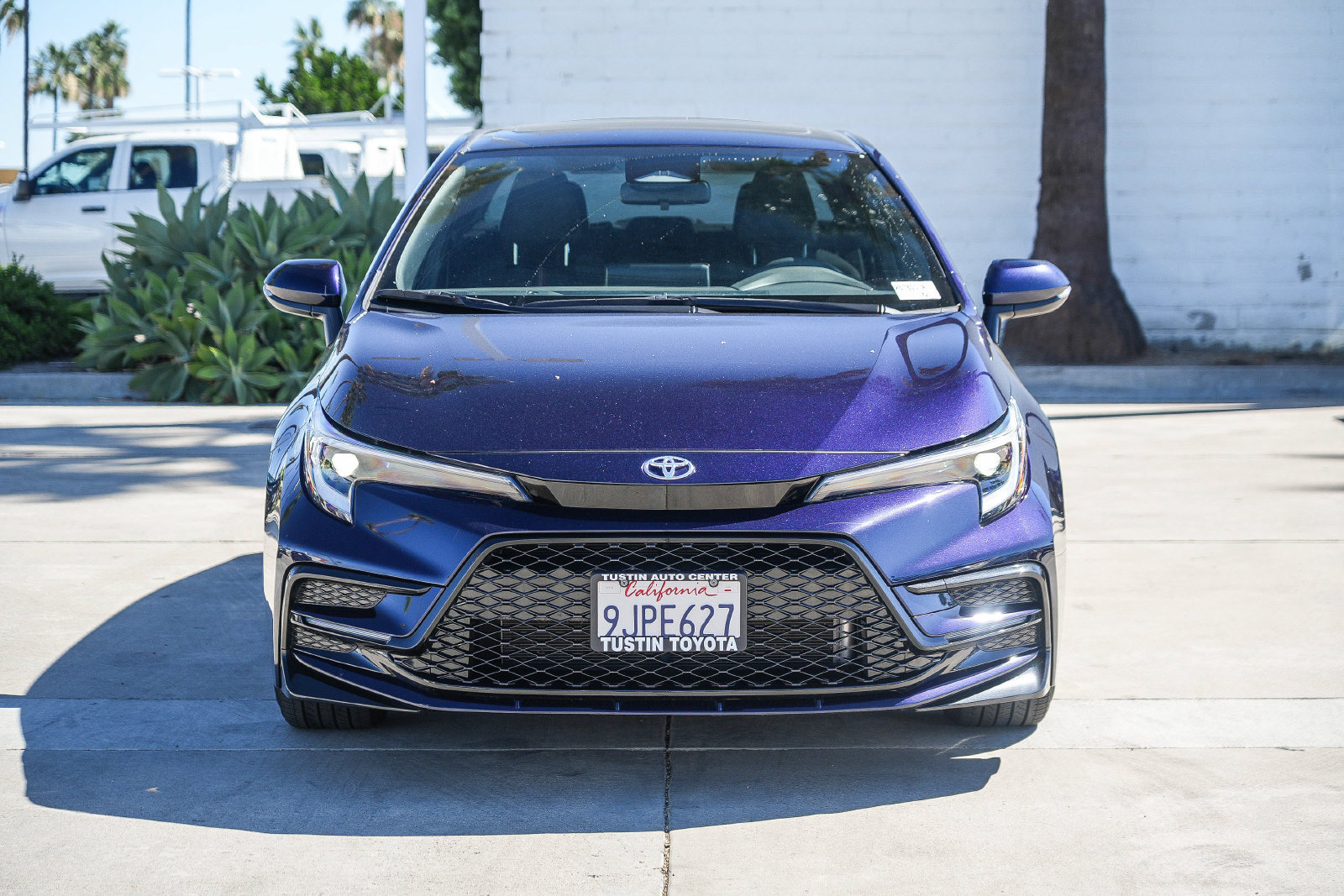 Certified 2024 Toyota Corolla SE w/ SE Premium Package FWD image 4