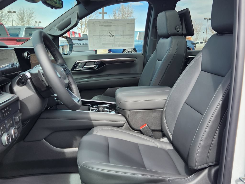 New 2026 Chevrolet Suburban Z71 w/ Z71 Off-Road Package AWD/4WD image 10