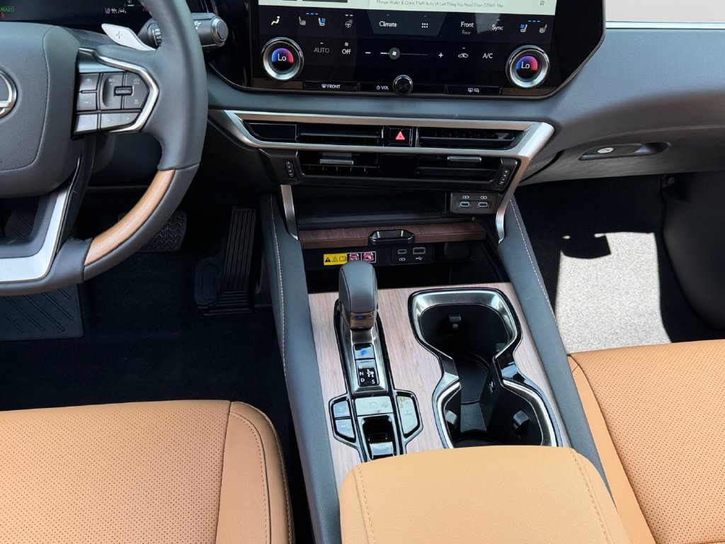 New 2026 Lexus RX 350h w/ All Season Protection Package AWD/4WD image 10