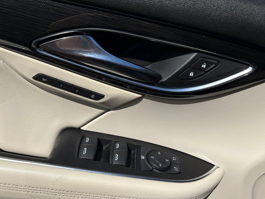Used 2021 Buick Envision Essence FWD image 20