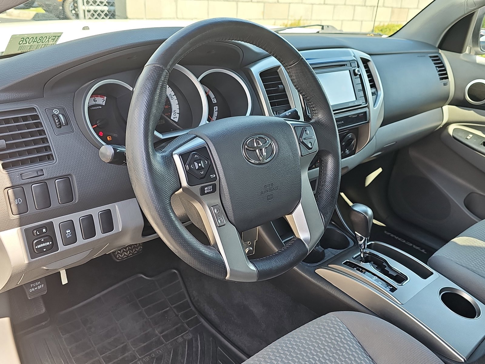 Used 2015 Toyota Tacoma PreRunner w/ SR5 Package RWD image 14