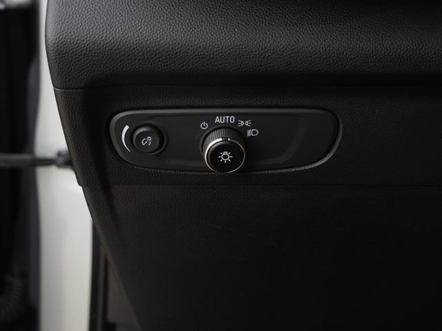Used 2023 Buick Envision Essence FWD image 22