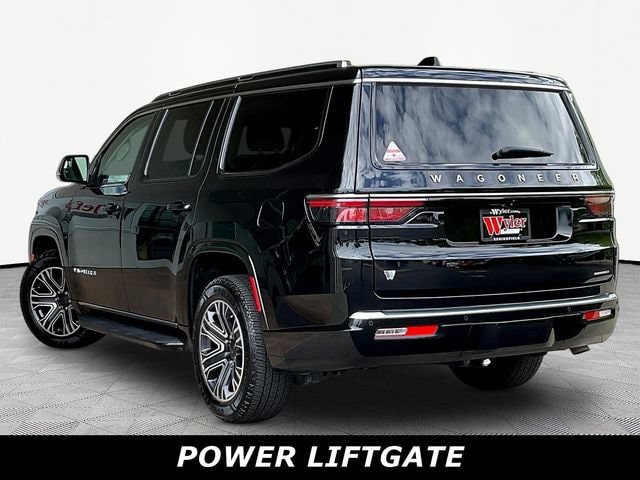 Used 2024 Jeep Wagoneer Series II w/ Flexible Seating Group AWD/4WD image 4
