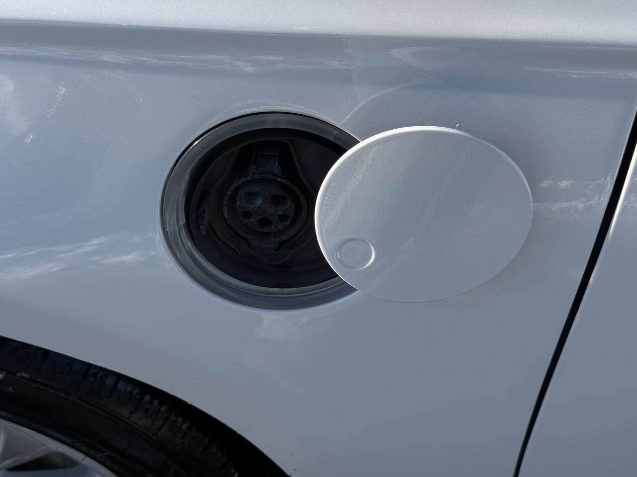 Used 2019 Ford Fusion Energi Titanium image 6