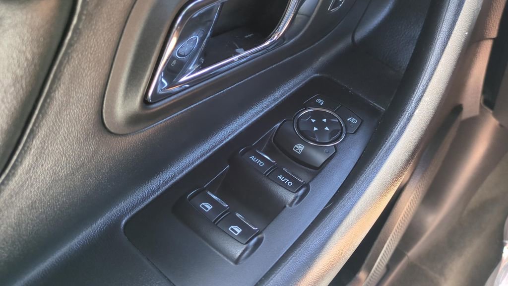 Used 2014 Ford Taurus Limited w/ Equipment Group 301A image 19