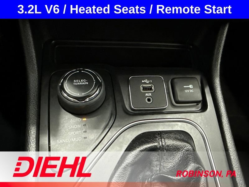 Used 2020 Jeep Cherokee Latitude AWD/4WD image 30