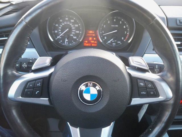 Used 2011 BMW Z4 sDrive35i image 8