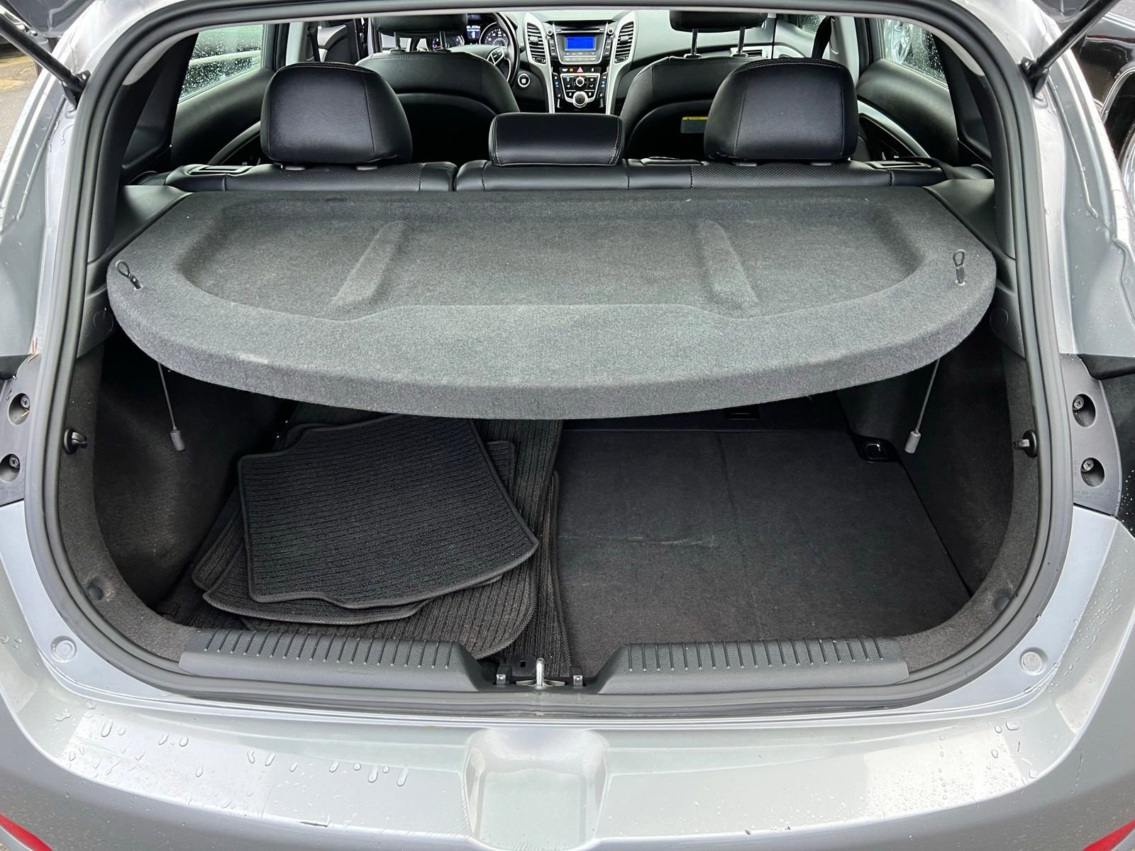 Used 2014 Hyundai Elantra GT w/ Option Group 02 image 11