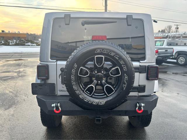 Used 2018 Jeep Wrangler Unlimited Sahara image 7