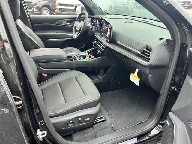 Used 2024 Chevrolet Traverse RS image 26