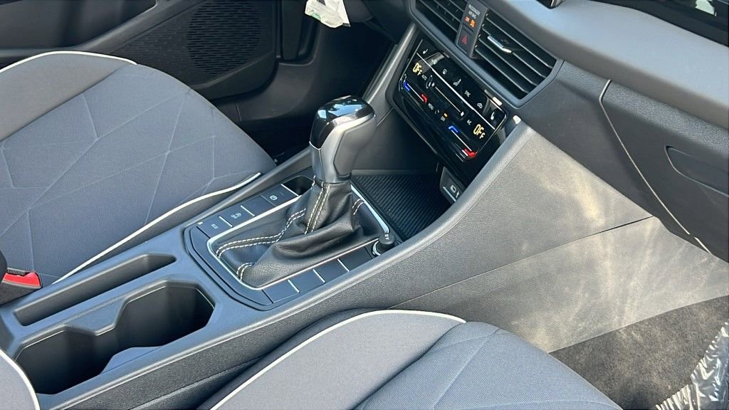 New 2025 Volkswagen Jetta Sport image 11