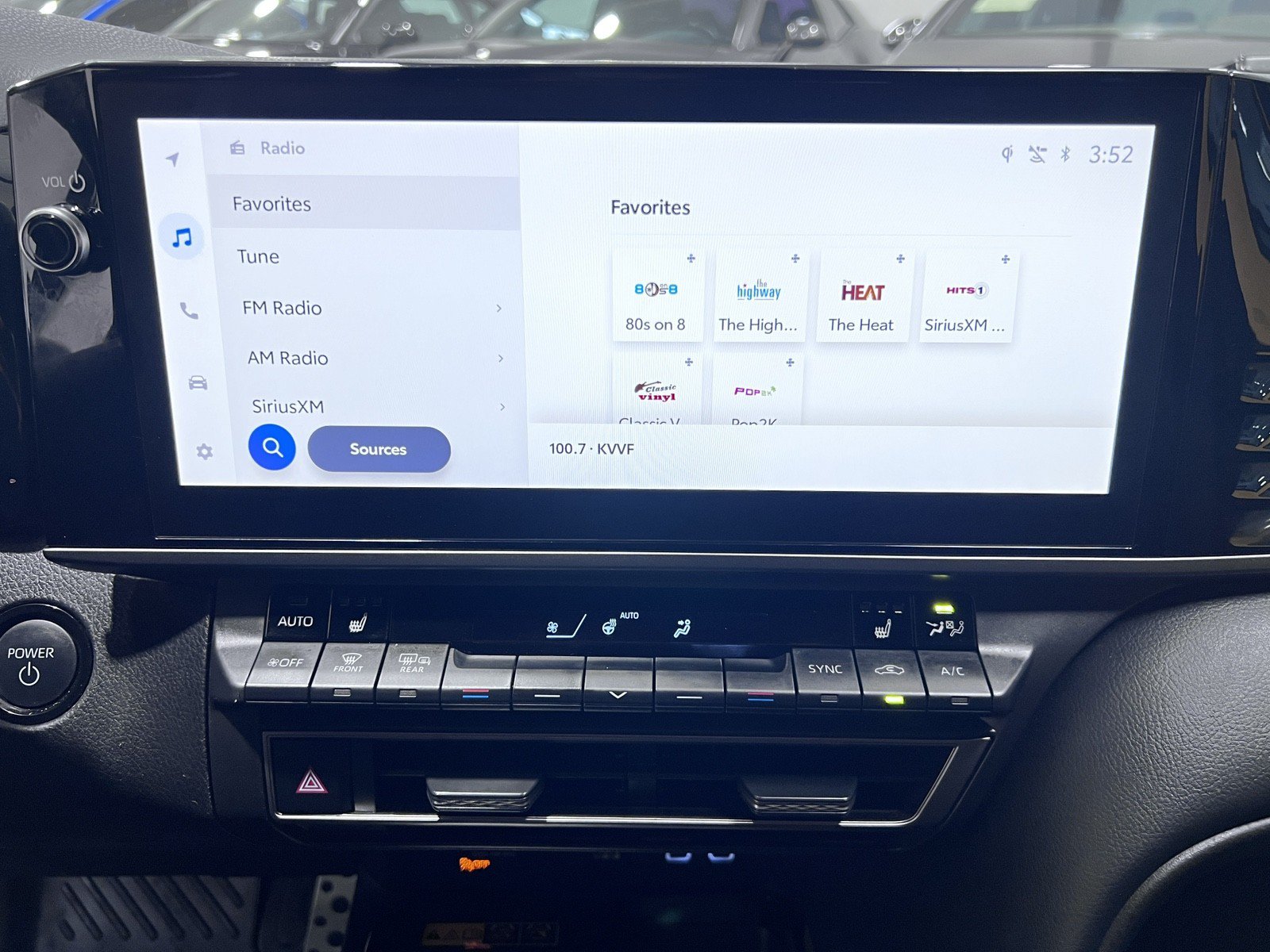 Used 2025 Toyota Camry XSE FWD image 18