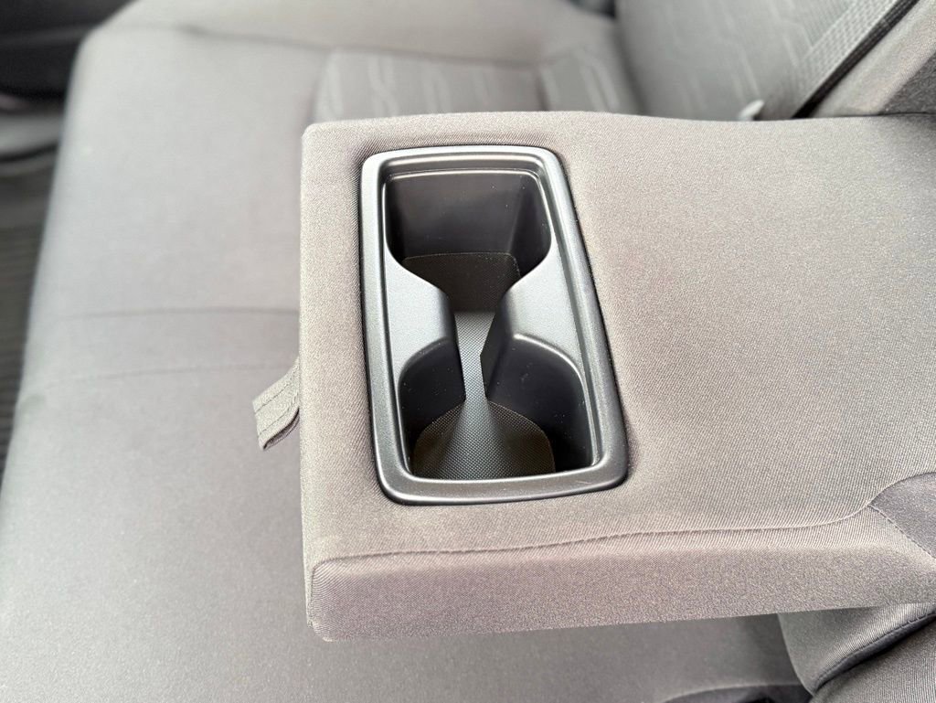 Used 2024 Toyota RAV4 SE w/ Weather & Moonroof Package image 6