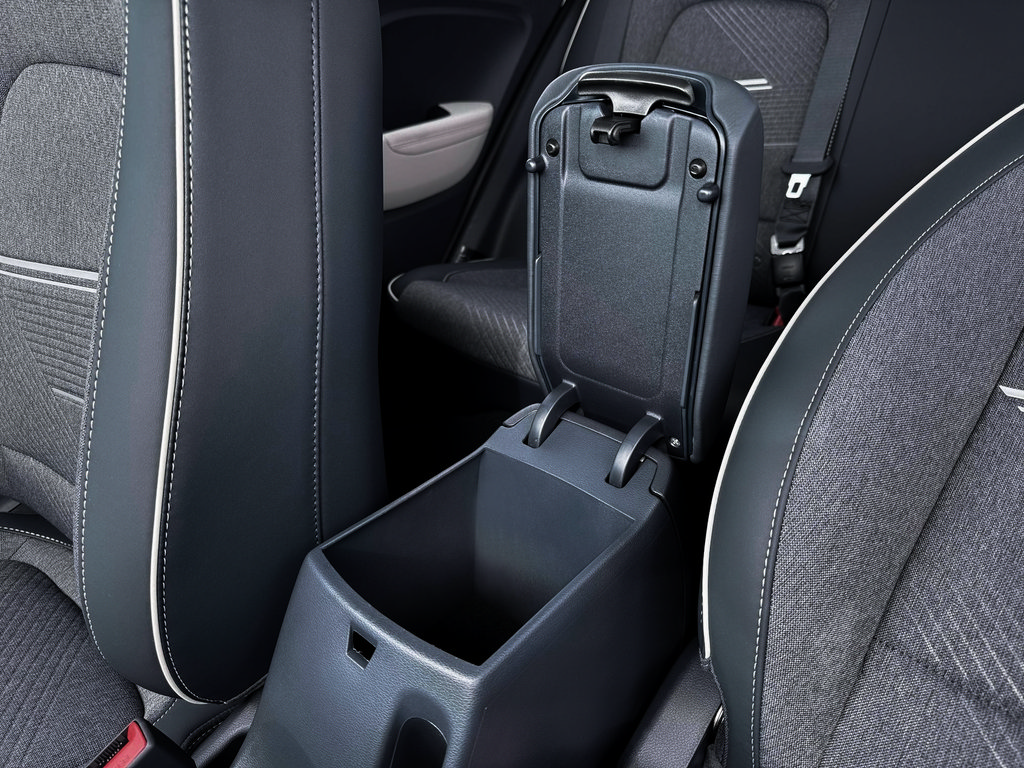 New 2026 Hyundai Venue SEL FWD image 18