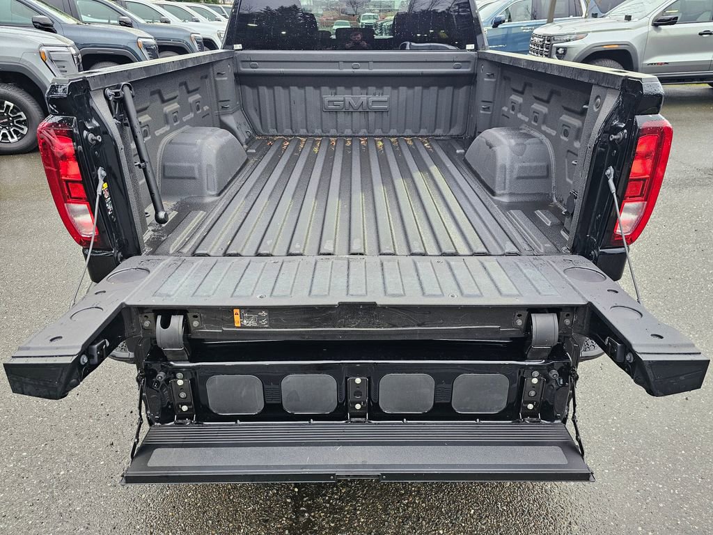 Used 2025 GMC Sierra 1500 Elevation image 47
