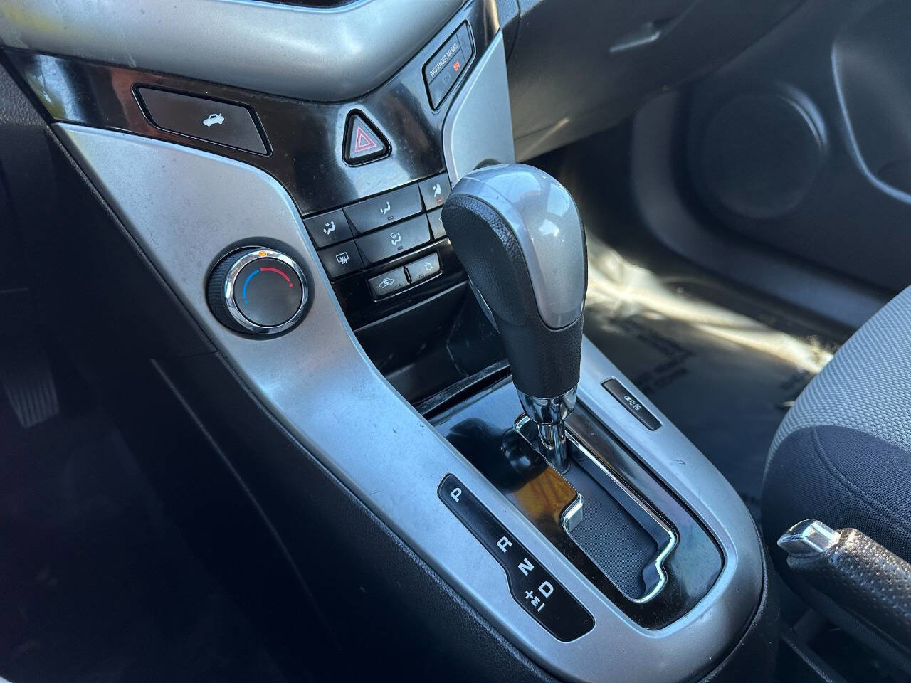 Used 2016 Chevrolet Cruze LS FWD image 34