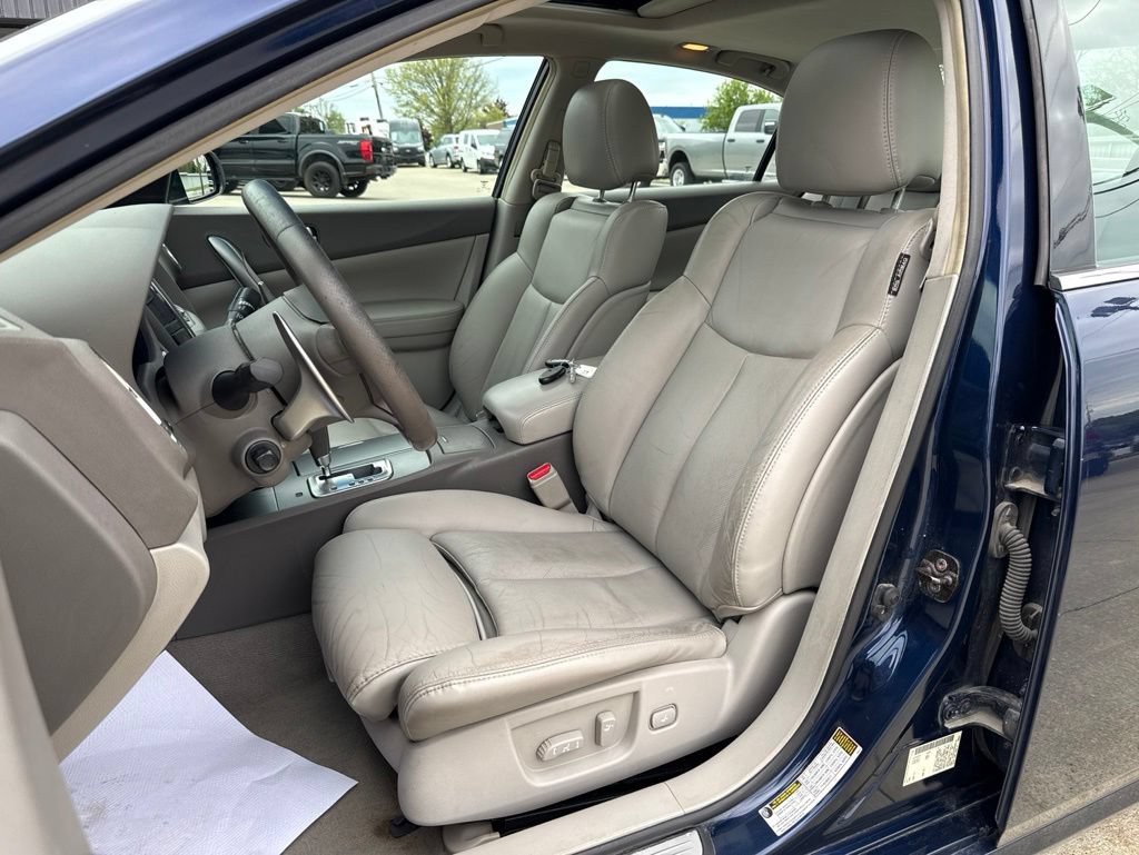 Used 2009 Nissan Maxima 3.5 SV w/ Sport Pkg FWD image 2