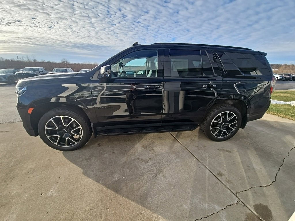 Used 2022 Chevrolet Tahoe RST w/ Luxury Package image 4