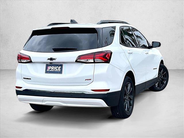 Used 2023 Chevrolet Equinox RS FWD image 2