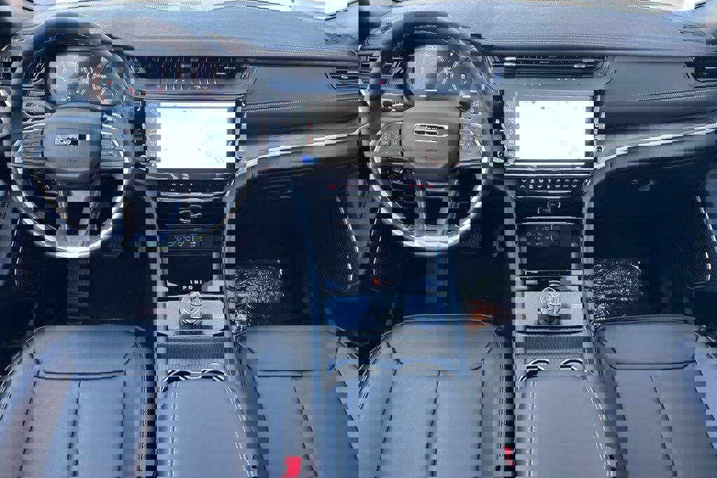 New 2026 Jeep Grand Cherokee Limited image 13