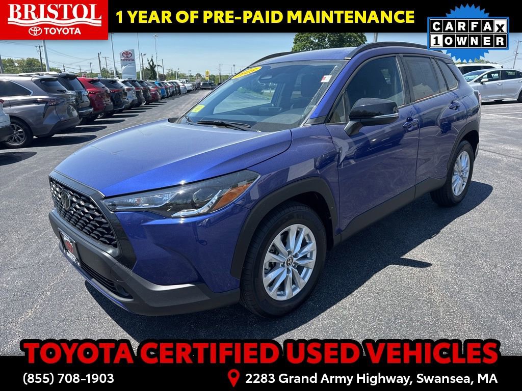 Certified 2025 Toyota Corolla Cross LE AWD/4WD image 2