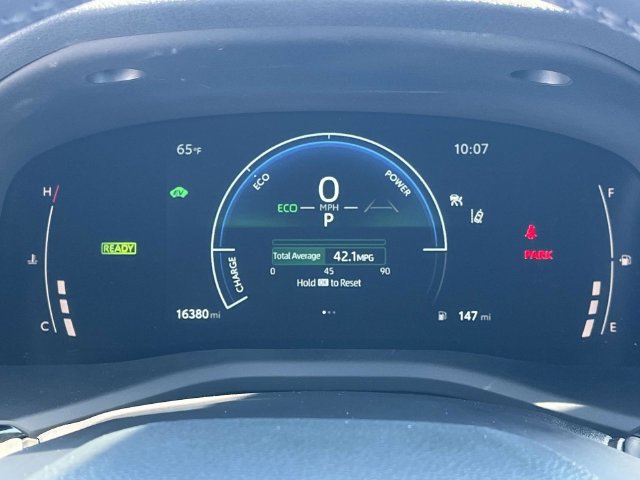 Used 2025 Toyota Camry LE w/ Convenience Package FWD image 33