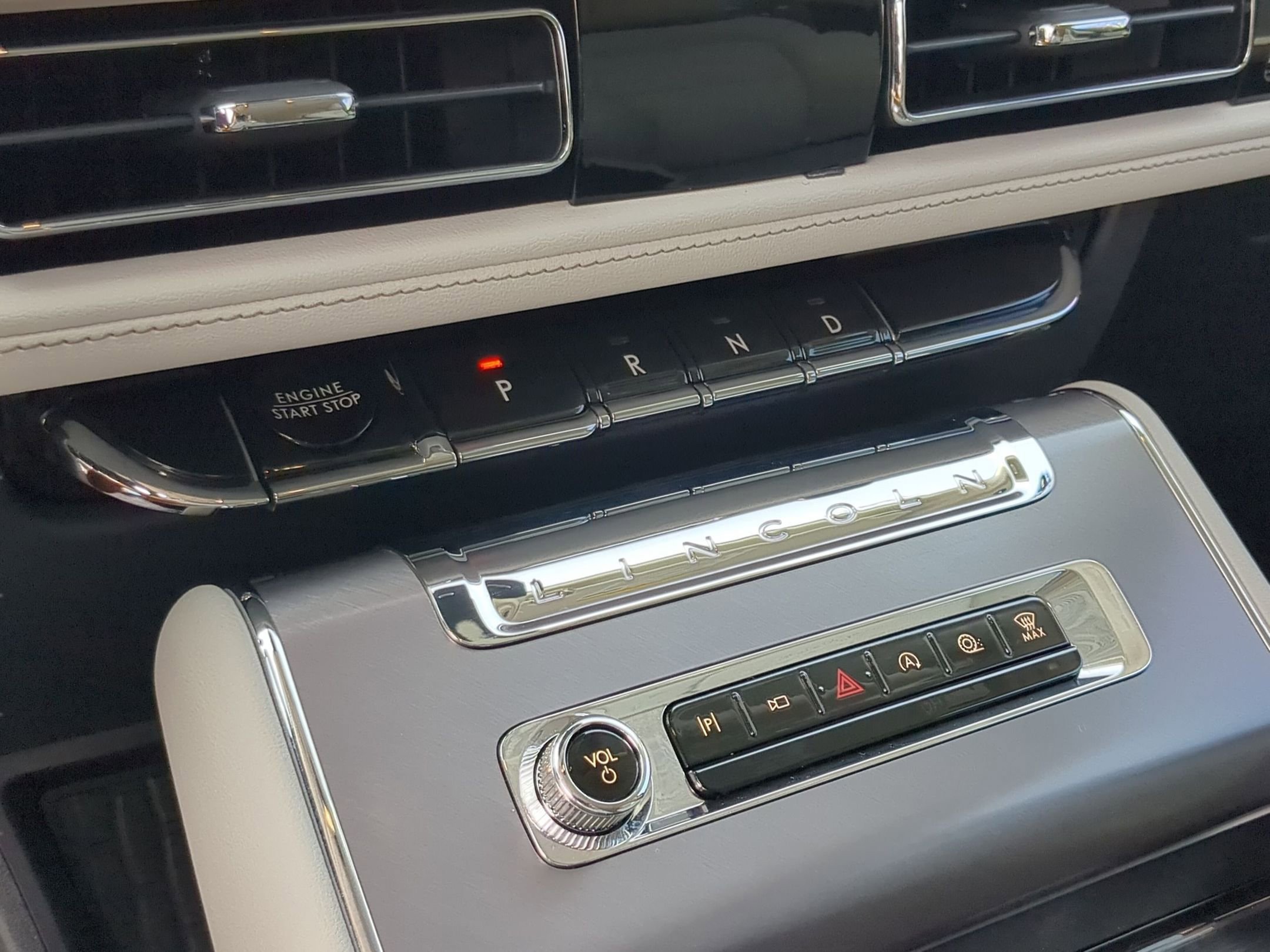 New 2026 Lincoln Aviator 2WD image 19