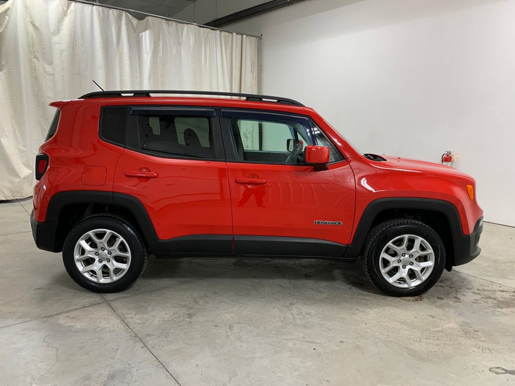 Used 2017 Jeep Renegade Latitude image 25