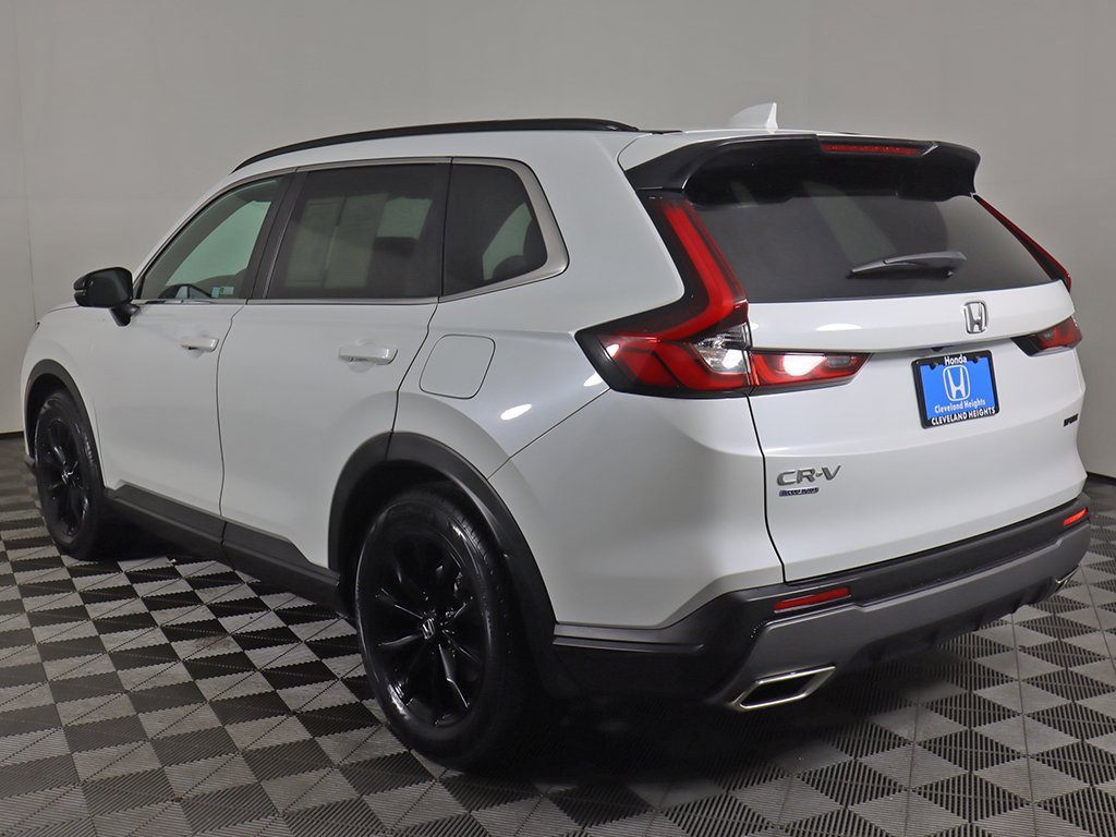 Used 2025 Honda CR-V Sport image 9