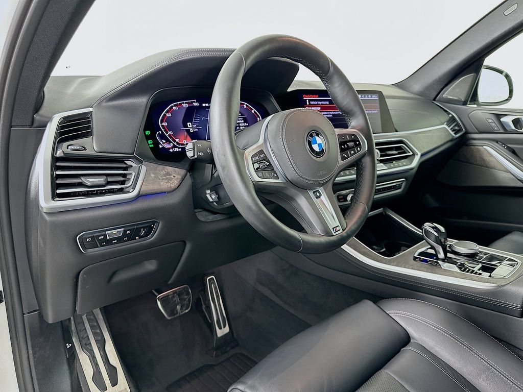 Used 2020 BMW X5 M50i w/ Premium Package AWD/4WD image 9