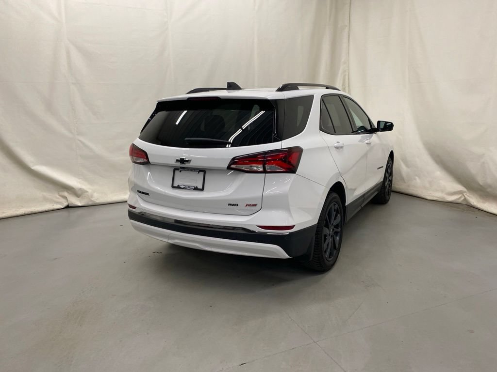Used 2023 Chevrolet Equinox RS w/ LPO, Floor Liner Package AWD/4WD image 6