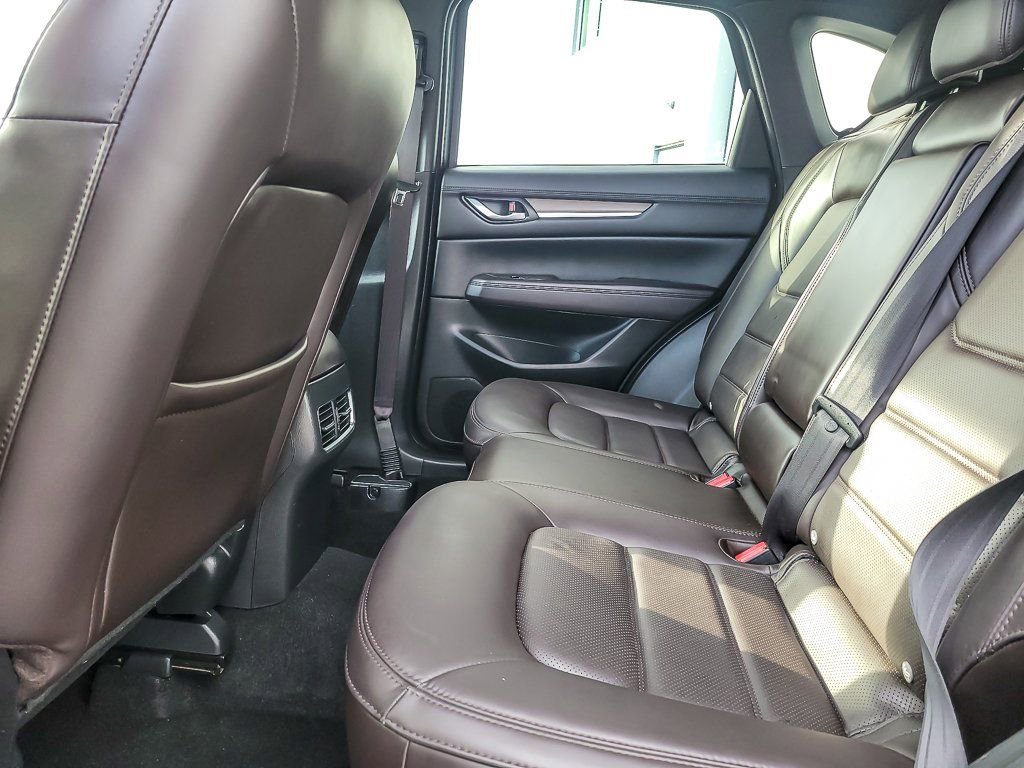 Used 2019 MAZDA CX-5 Signature image 9