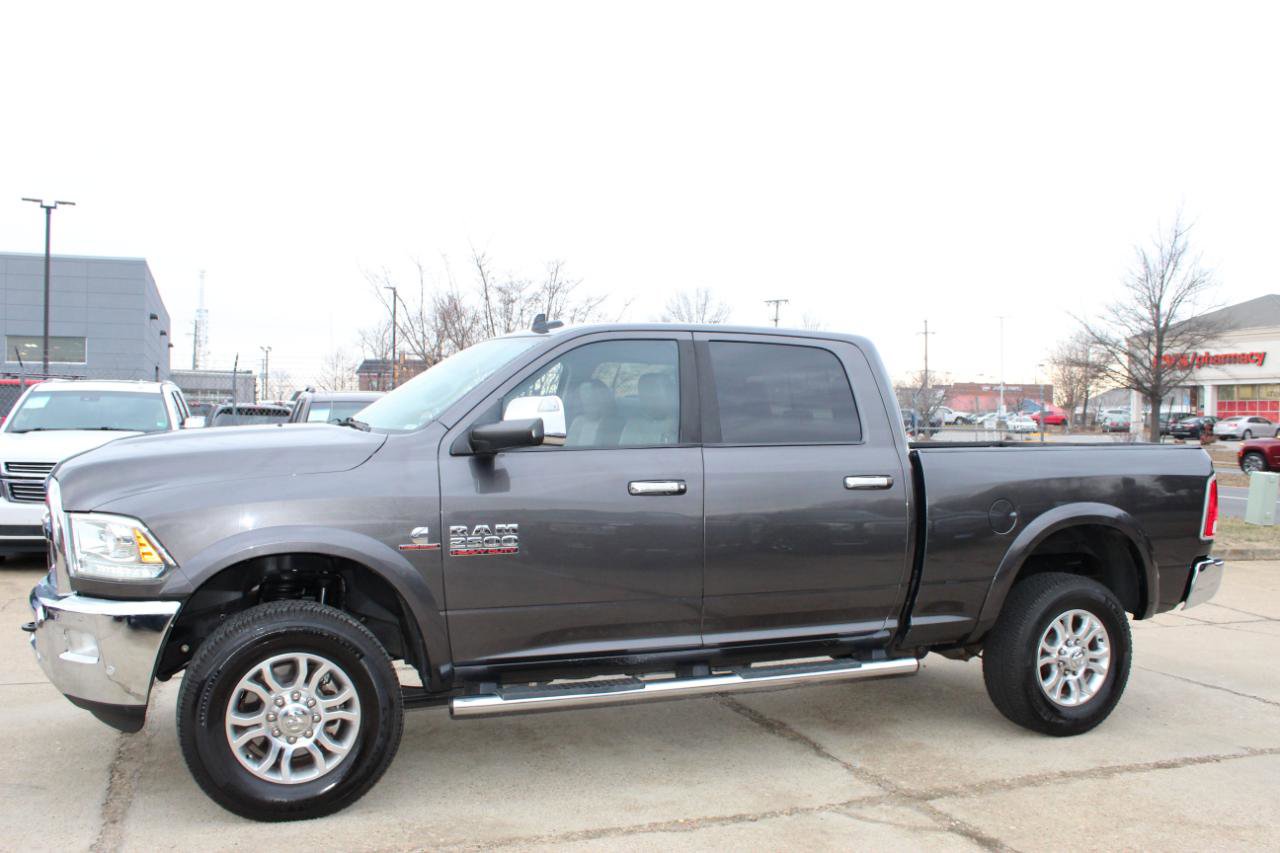 Used 2016 RAM 2500 Laramie w/ Convenience Group AWD/4WD image 4