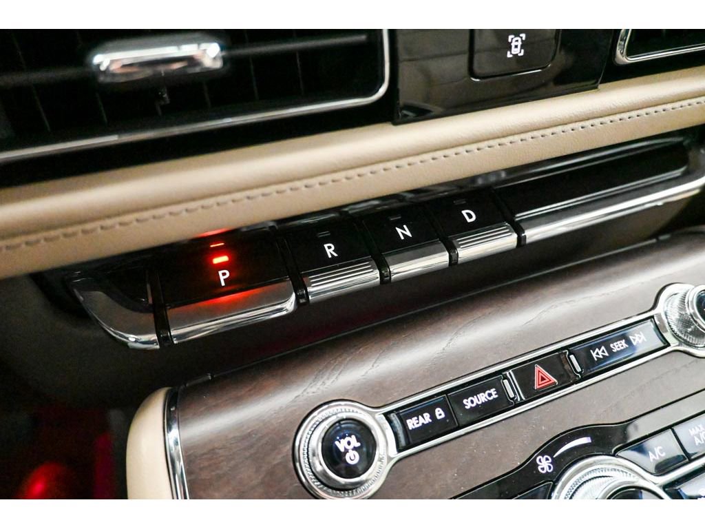 Used 2023 Lincoln Aviator Grand Touring w/ Equipment Group 301A AWD/4WD image 13