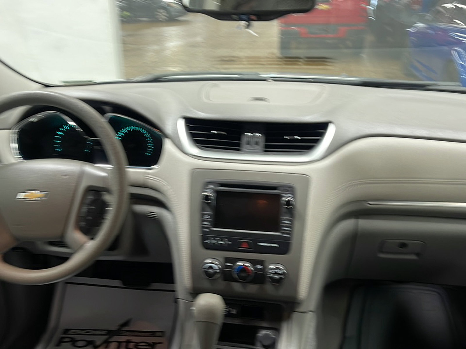 Used 2014 Chevrolet Traverse LS FWD image 17