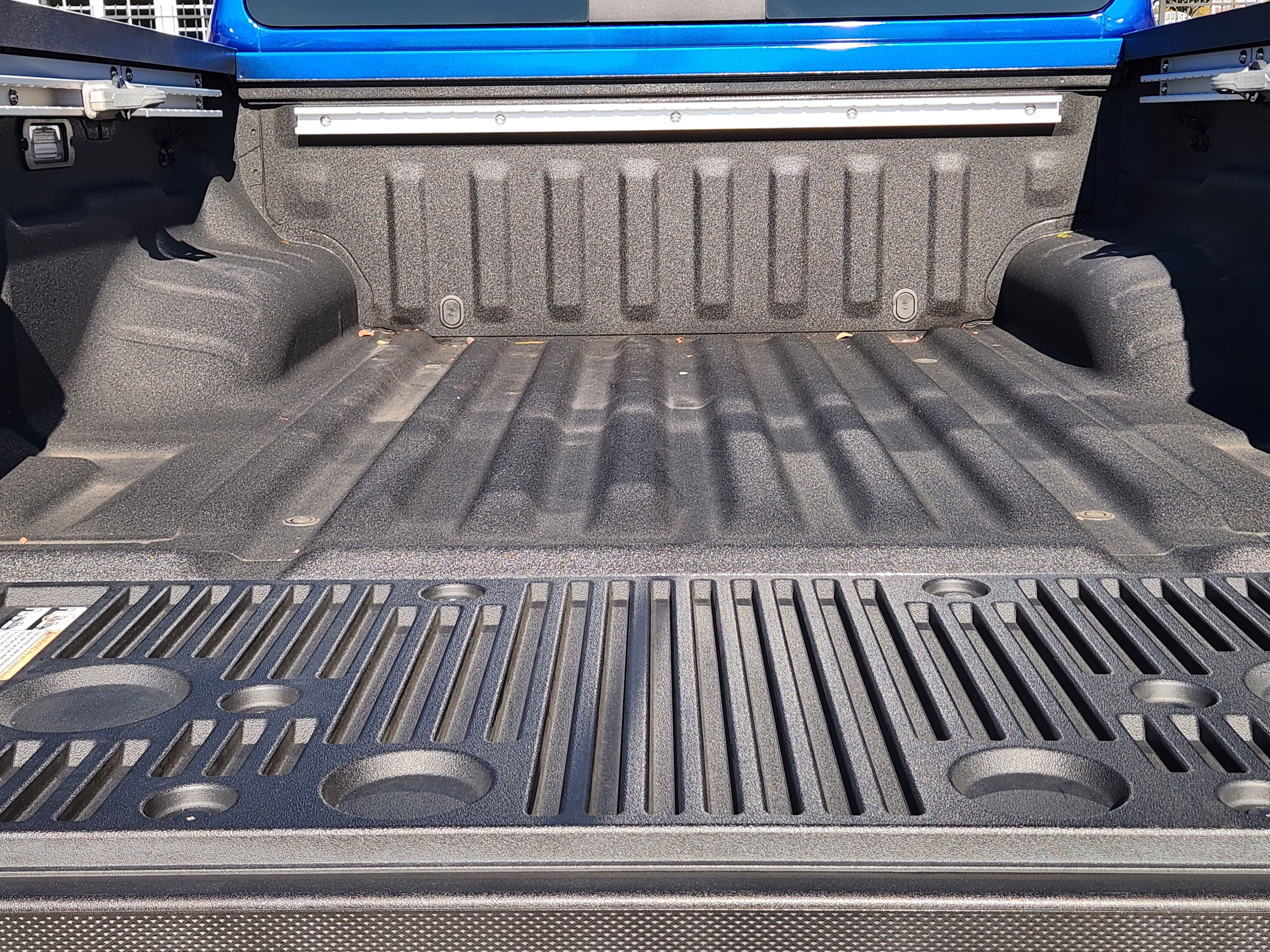 Used 2024 Nissan Frontier SV w/ SV Convenience Package image 39