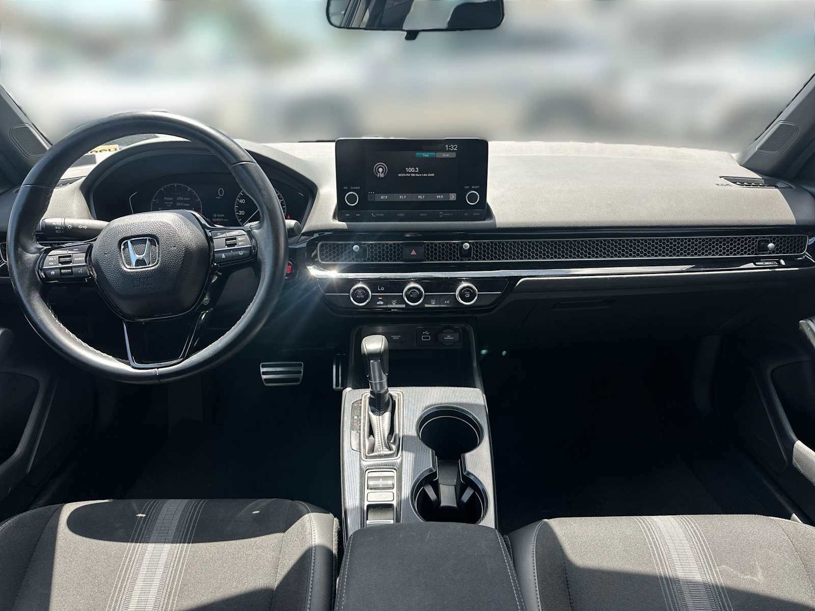 Used 2024 Honda Civic Sport image 3