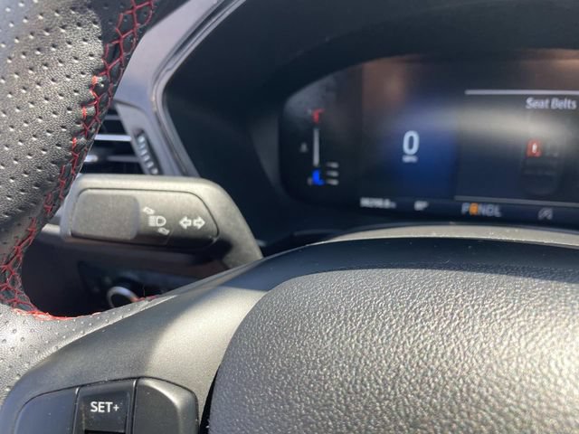 Used 2024 Ford Escape ST-Line AWD/4WD image 32