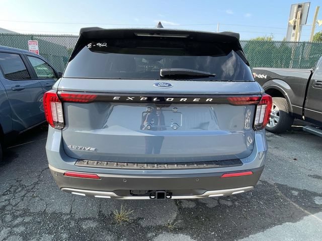 New 2026 Ford Explorer Active w/ Active Comfort Package RWD image 5