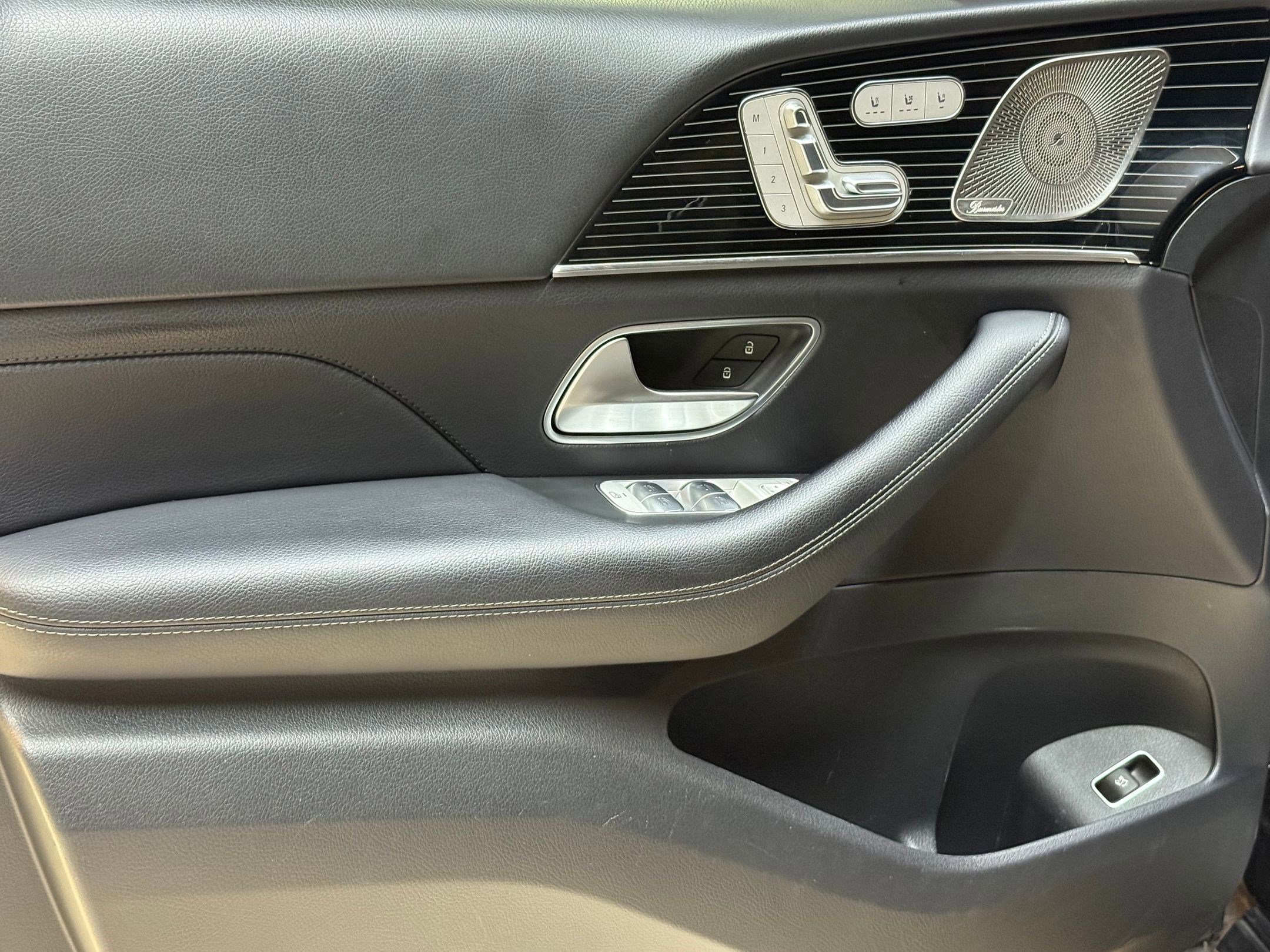 Used 2024 Mercedes-Benz GLS 450 4MATIC image 14