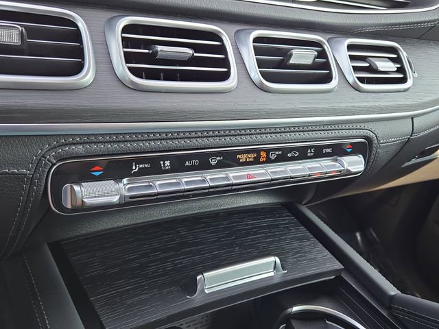 New 2025 Mercedes-Benz GLS 580 4MATIC image 15