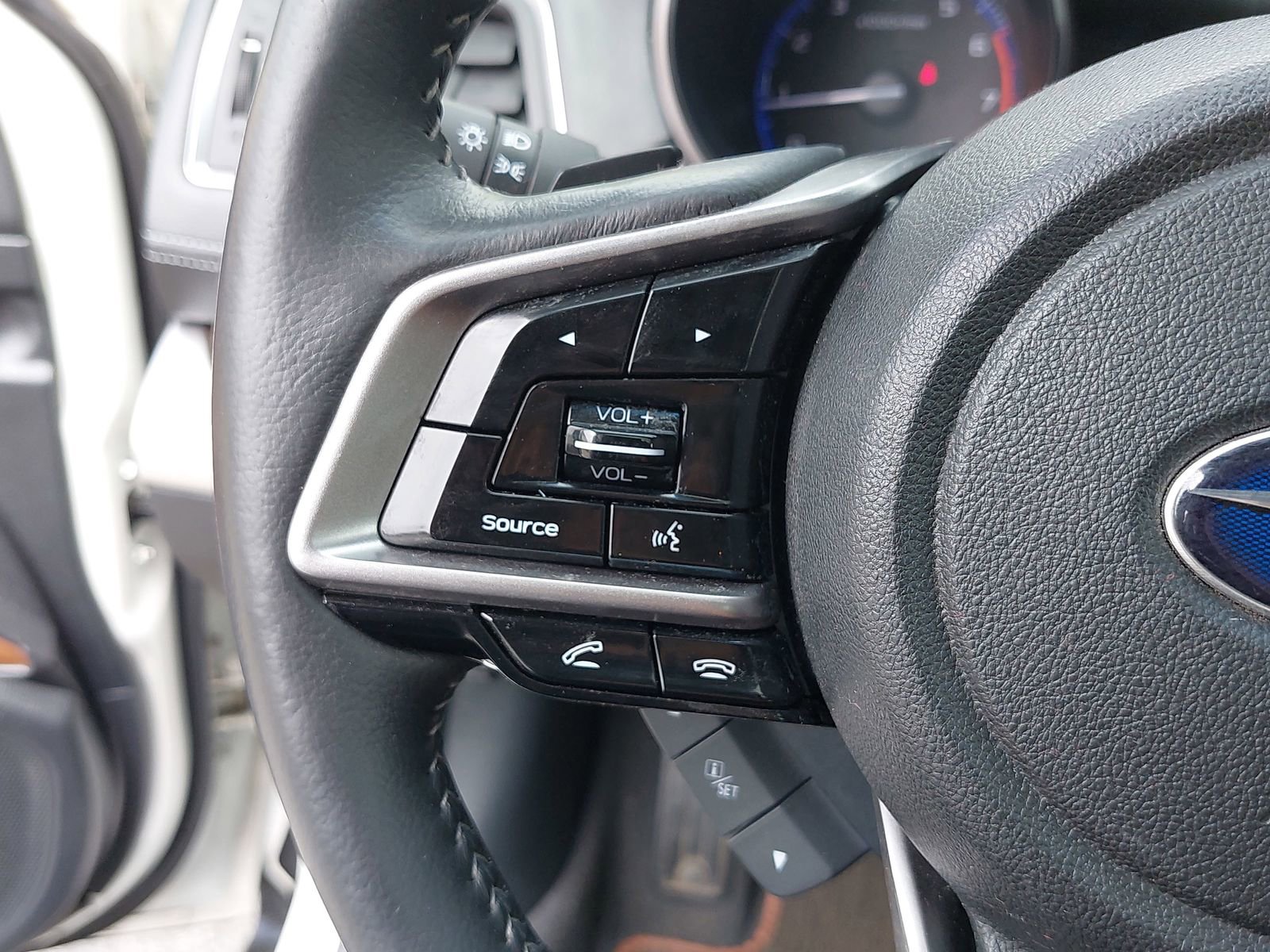 Used 2018 Subaru Outback 2.5i Touring image 17