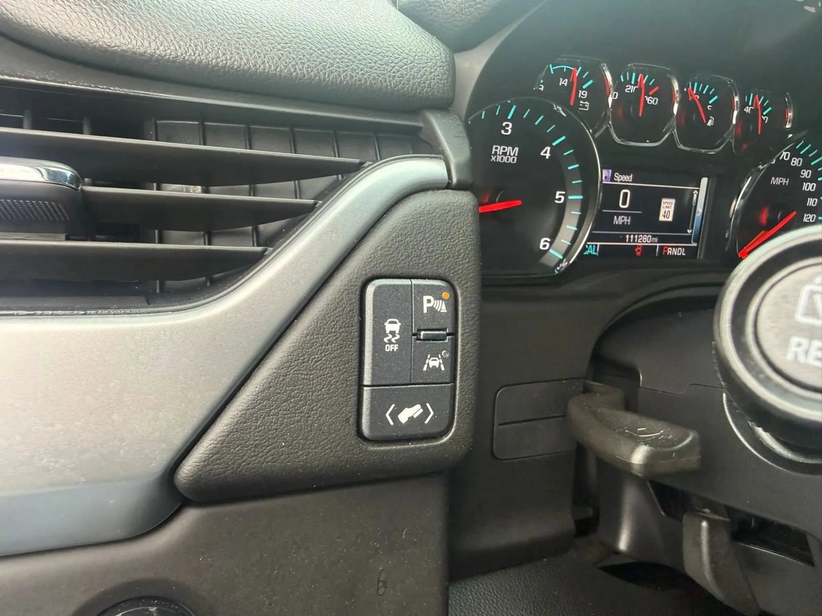 Used 2017 Chevrolet Suburban LT AWD/4WD image 18
