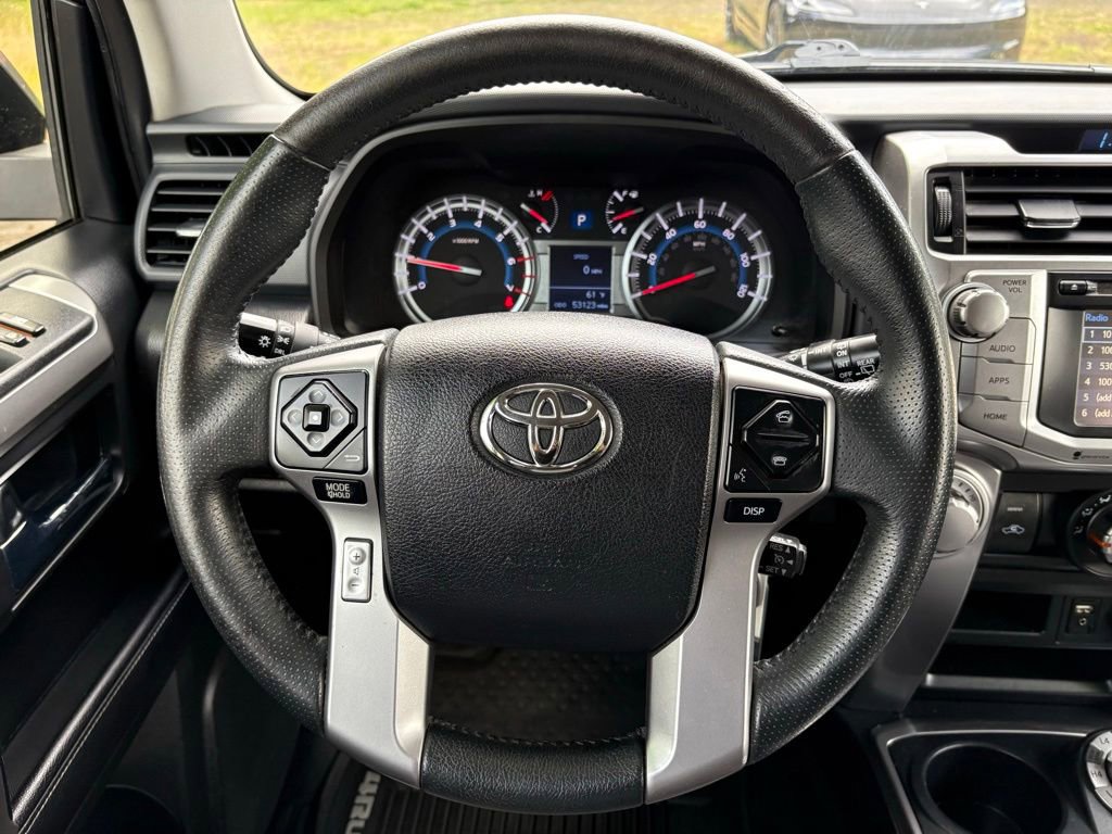 Used 2018 Toyota 4Runner SR5 AWD/4WD image 19