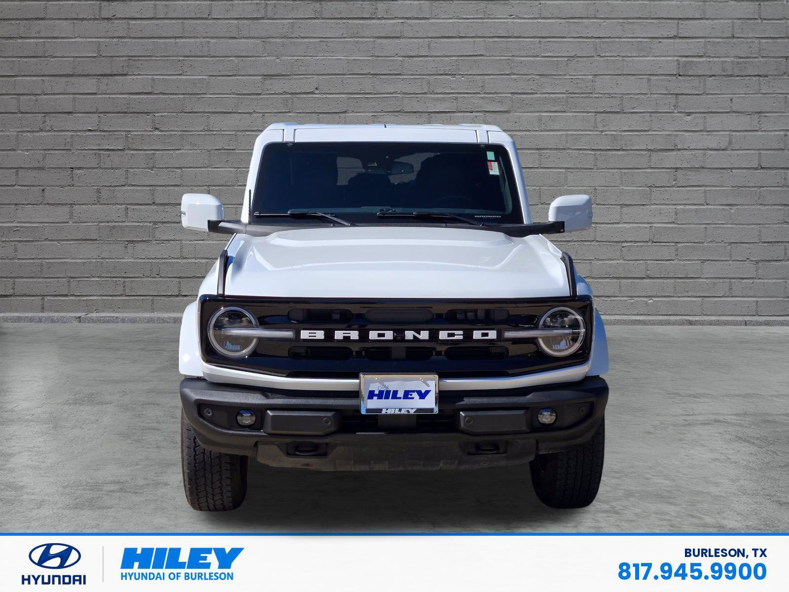 Used 2025 Ford Bronco Outer Banks AWD/4WD image 6
